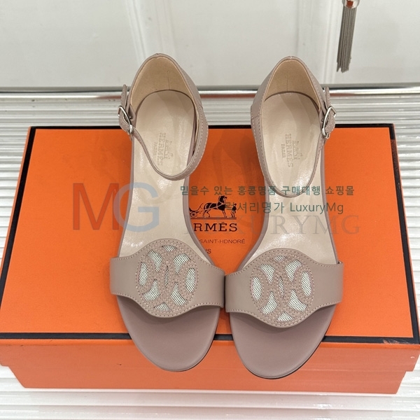 ����*�� ������ ���� HE488703-4