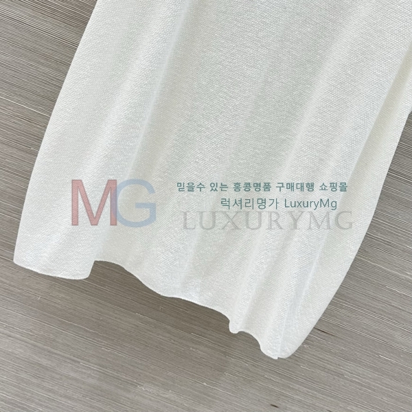 ���� ���ڷ� ��ġ�ڸ� ���� Ƽ���� BC2346477-8