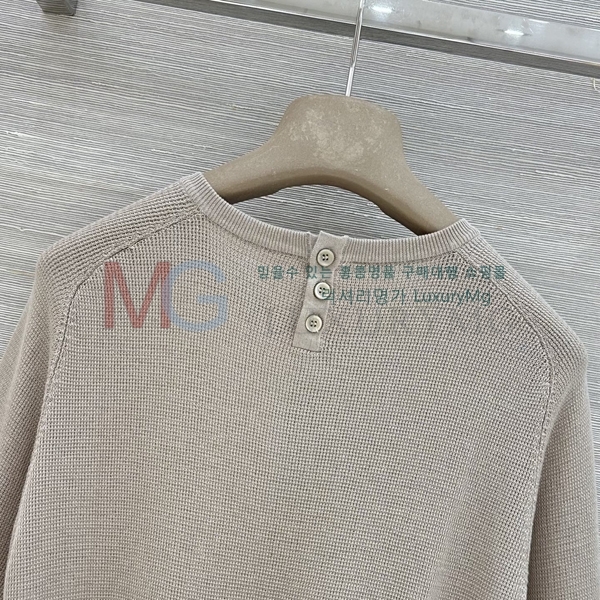 ���� �η�**�� ���� Ƽ���� LP357348-1