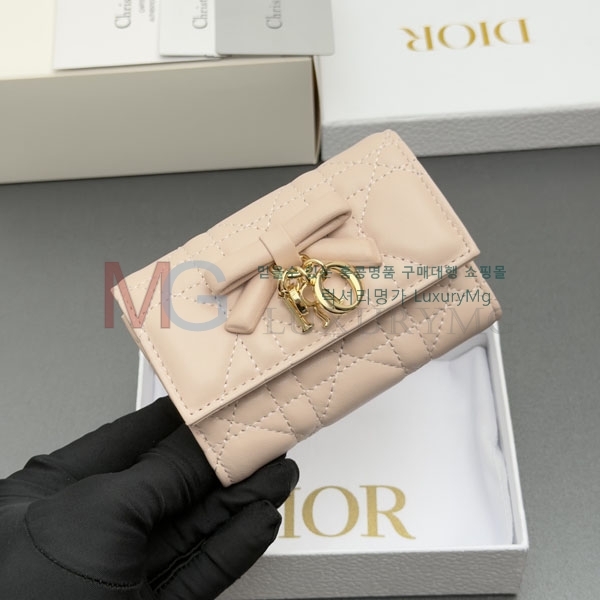 ��� ���̵� ��� �۸��� ���� S2607-4
