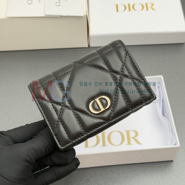 ��� ���̵� ��� �۸��� ���� S4026-4