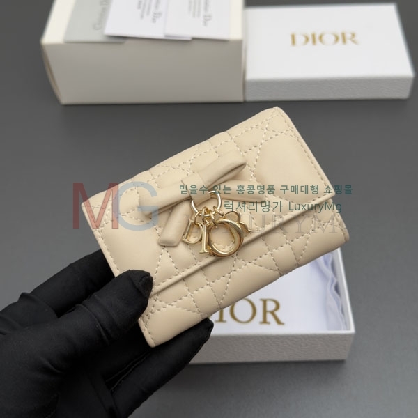 ��� ���̵� ��� �۸��� ���� S2607-7
