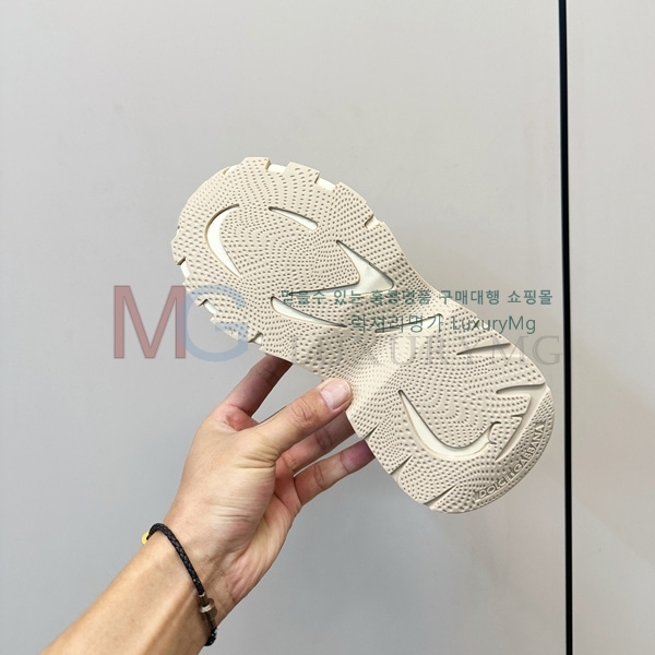 ���� ��ü�ذ��ٳ� ����Ŀ�� DG2777045-1