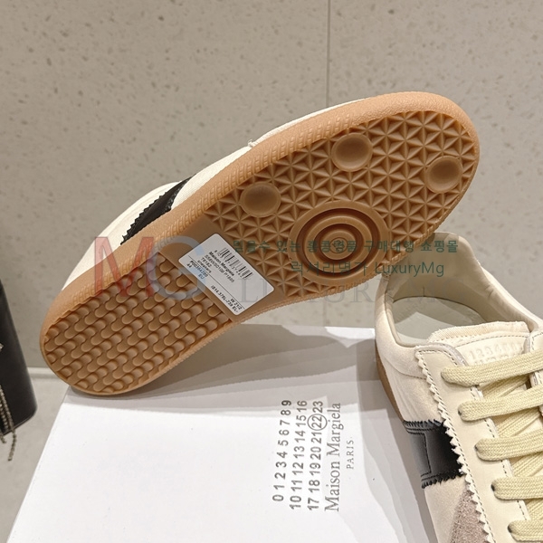 �������� �������������� �ȭ MR370065-2