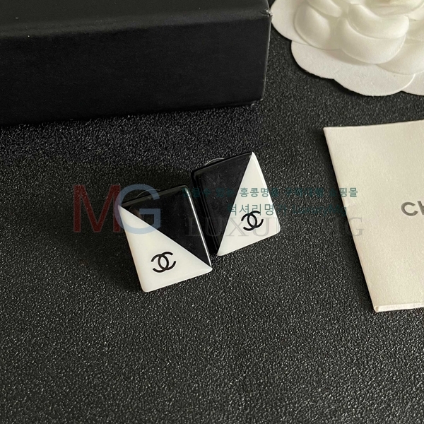 ��* �Ͱ��� CHA330843-8