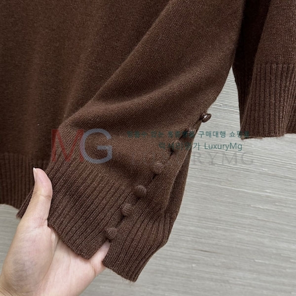 ���� ����� ���� Ƽ���� PRAZ04747-7