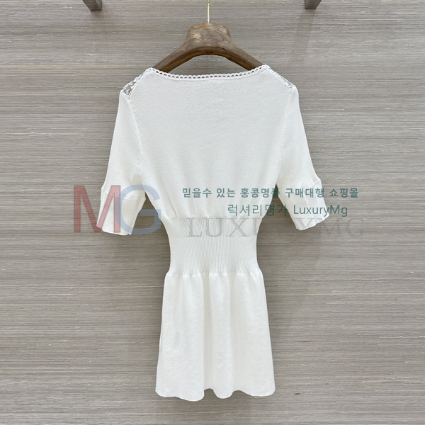 ���� �̿�̿� ���� Ƽ���� MU345346-2